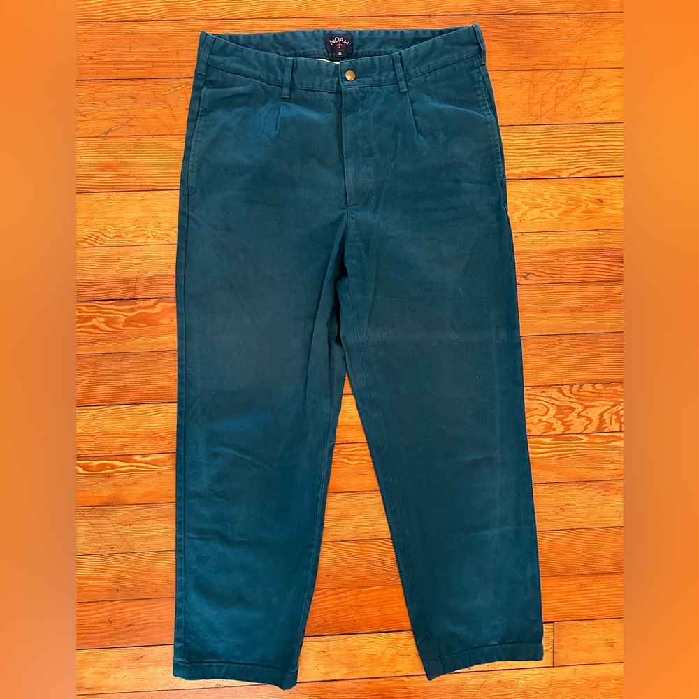 Noah single pleat blue chino size 32
